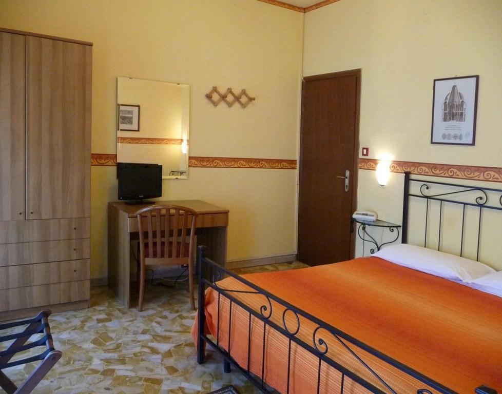 Hotell Ariston Pisa